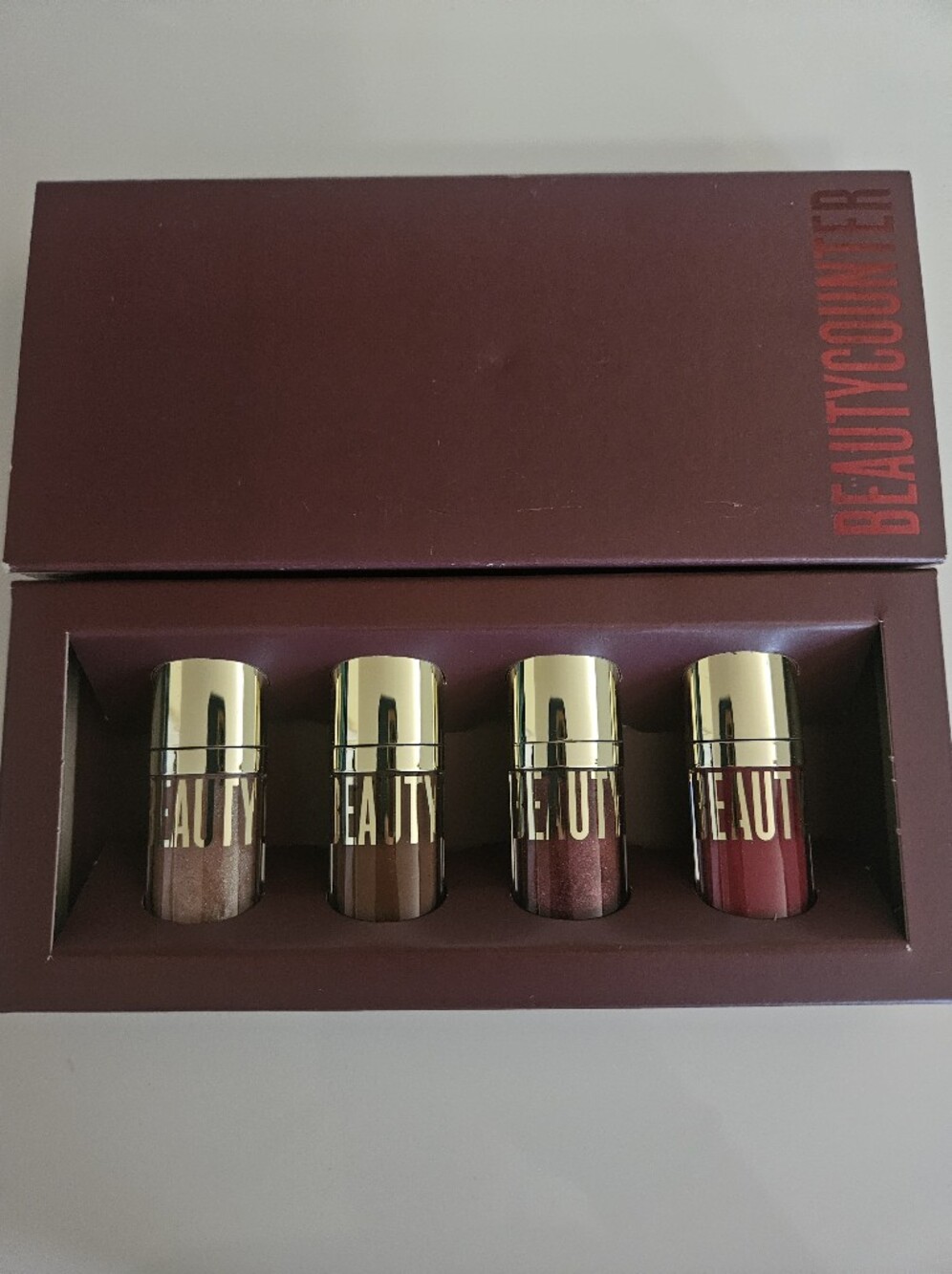 Beautycounter  Mini Beyond Gloss Vault Set
